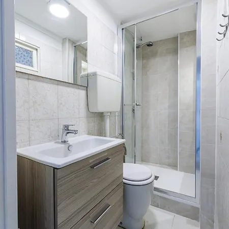 7l - 2bdr In Old Town * Μεντόν