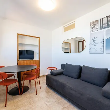 7l - 2bdr In Old Town * Menton