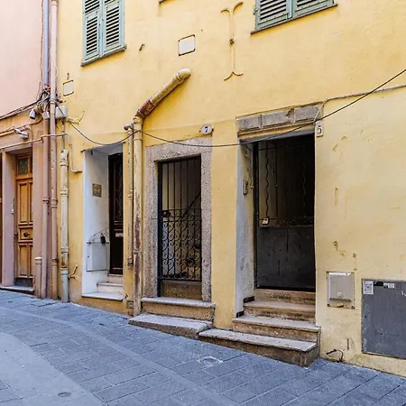 7l - 2bdr In Old Town Appartement *